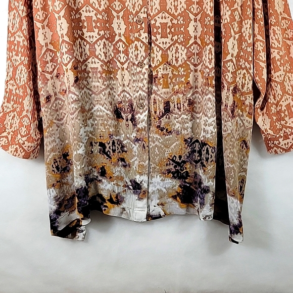 Zac&Rachel Pattern Print Button Top w Long Sleeves and tie dye Hemline Size 1X - Picture 4 of 8
